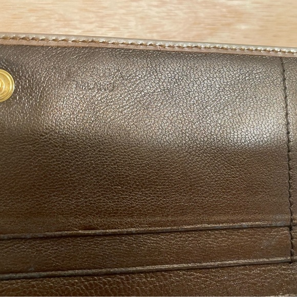 Prada Milano Wallet - Picture 8 of 15